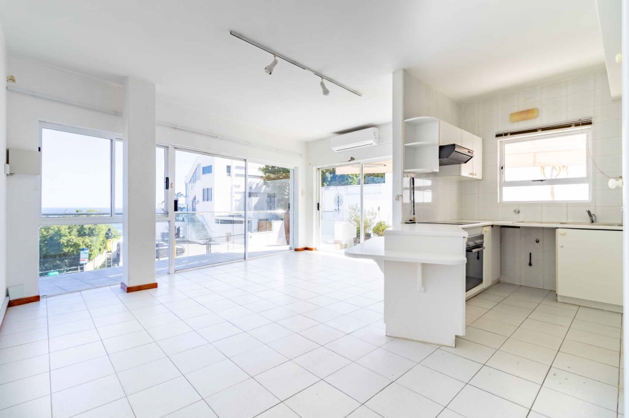 To Let 2 Bedroom Property for Rent in Clifton Western Cape